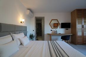 Golden Moments Luxury Stone Villas.