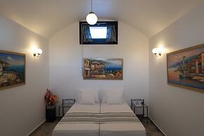 Golden Moments Luxury Stone Villas.