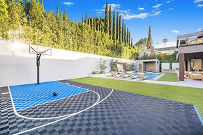 Levitt Lane