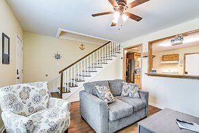 1 Mi to Historic Pleasure Pier: Galveston Home