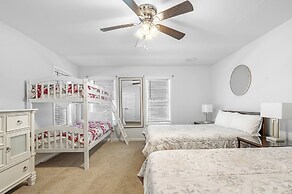 The Sandy Fox East with Pool