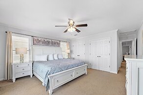 The Sandy Fox East with Pool