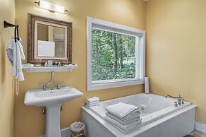 Laurel Valley Mountain Retreat