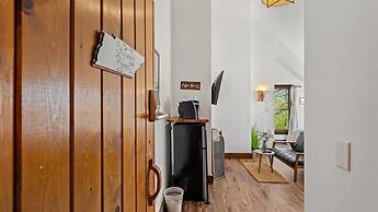 Laurel Valley Mountain Retreat