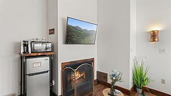 Laurel Valley Mountain Retreat