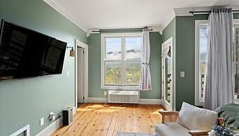 Laurel Valley Mountain Retreat