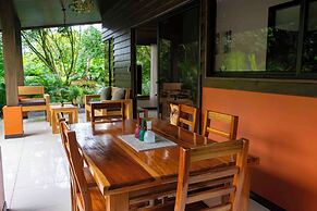 Los Lagos Casas de Campo