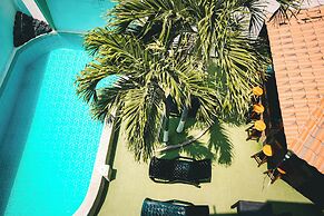 Hotel Madrigal Manta Beach