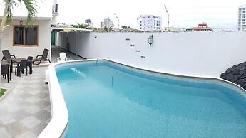 Hotel Madrigal Manta Beach