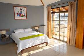 Hotel Madrigal Manta Beach