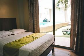 Hotel Madrigal Manta Beach