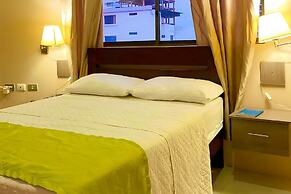 Hotel Madrigal Manta Beach