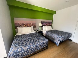 Hotel Pacific Garden