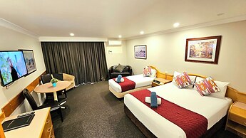 Hilltops Retreat Motor Inn