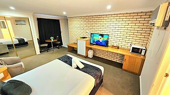 Hilltops Retreat Motor Inn