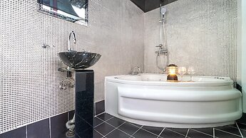 Chuncheon Ibija Spa Pension