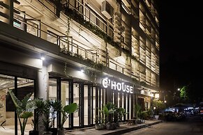 C'HOUSE Bangkok