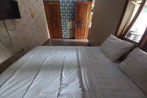 OYO 93892 Homestay Koe Syariah