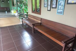 OYO 93892 Homestay Koe Syariah