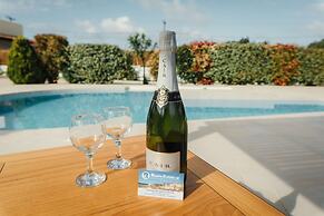 Gennadi Dreams Holiday Villa