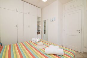 Il Vecchio Faro A37 150mt From The Beach