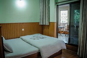 Hotel Harmony & Little Bites Bistro