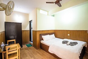 Hotel Harmony & Little Bites Bistro