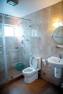 Hotel Harmony & Little Bites Bistro