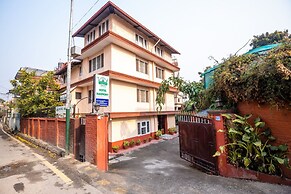 Hotel Harmony & Little Bites Bistro