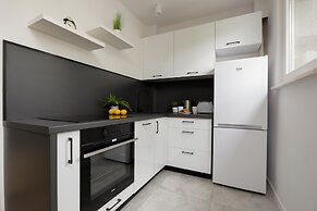 Studio Solec Warsaw by Renters