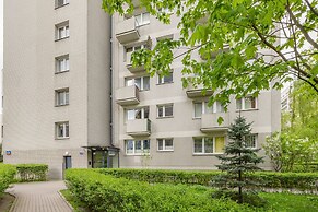 Studio Solec Warsaw by Renters