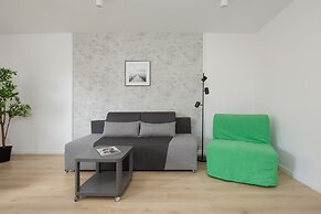 Studio Solec Warsaw by Renters