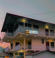 Goroomgo Morning Moon Bhimtal