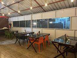 Goroomgo Morning Moon Bhimtal