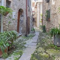 Pretty Studio in old Town