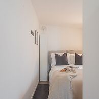 Pretty Studio in old Town