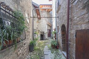 Pretty Studio in old Town