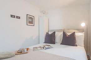 Pretty Studio in old Town