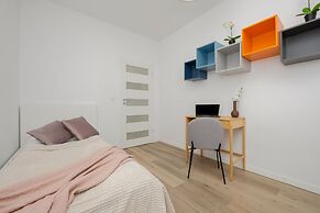 Złoty Potok Apartment Warsaw by Renters