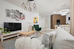 Złoty Potok Apartment Warsaw by Renters
