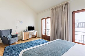 Porta da Arrábida Suites