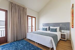 Porta da Arrábida Suites