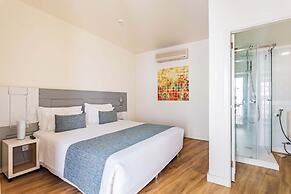 Porta da Arrábida Suites