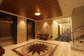 Icon Grand Hotel by Bhagini