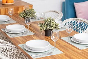 Apartment Near the River by Renters