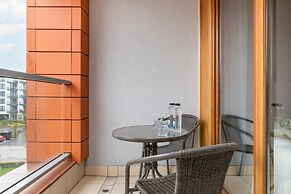 Apartment Near the River by Renters