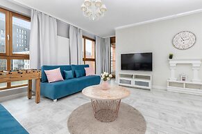 Apartment Near the River by Renters