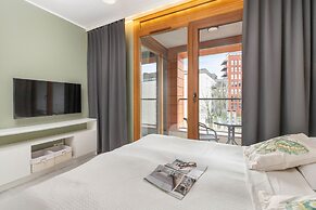 Apartment Near the River by Renters