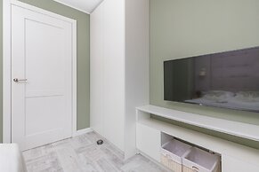 Apartment Near the River by Renters