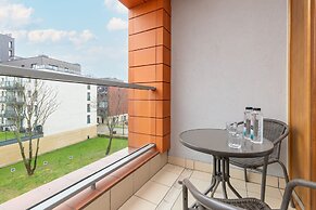 Apartment Near the River by Renters